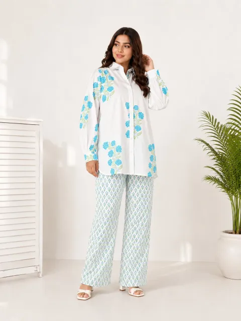 Wide-leg Pants